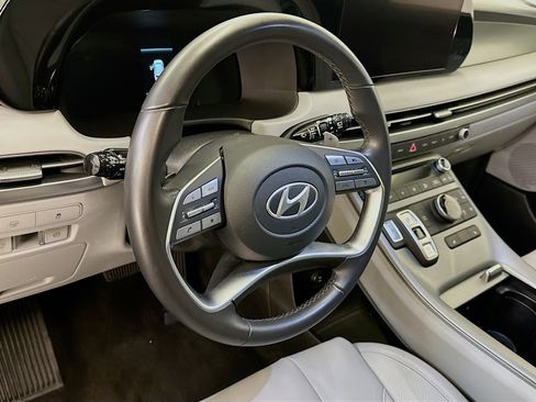 Used 2025 Hyundai Palisade SEL AWD/4WD image 18