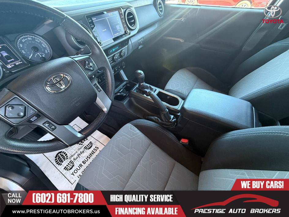 Used 2021 Toyota Tacoma TRD Off-Road w/ Technology Package AWD/4WD image 21