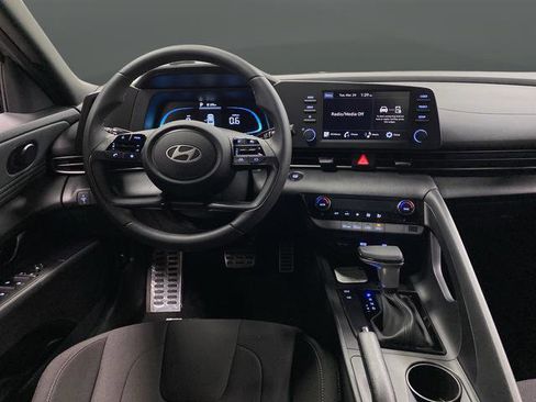 New 2026 Hyundai Elantra Sport image 9