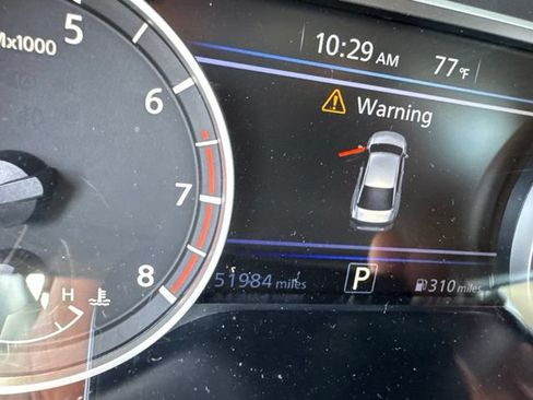 Used 2024 Nissan Altima 2.5 SR FWD image 11