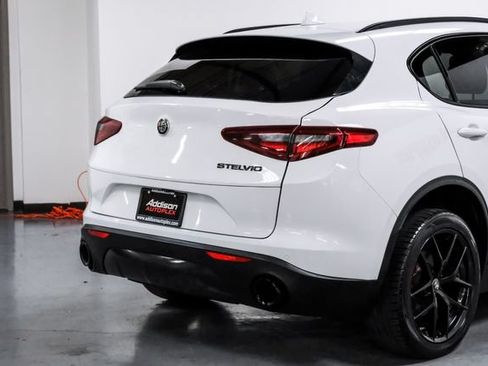 Used 2019 Alfa Romeo Stelvio w/ Nero Edizione RWD image 12