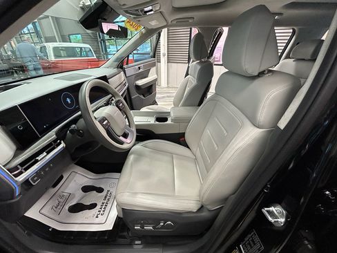 Used 2024 Hyundai Santa Fe Calligraphy image 60