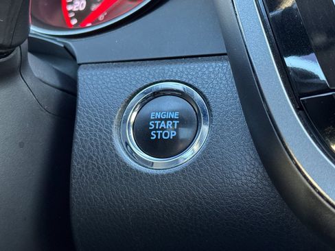 Used 2022 Toyota Camry XSE image 32