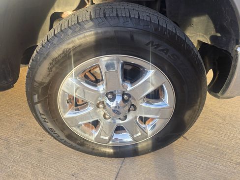 Used 2014 Ford F150 XLT w/ XLT Chrome Package image 10