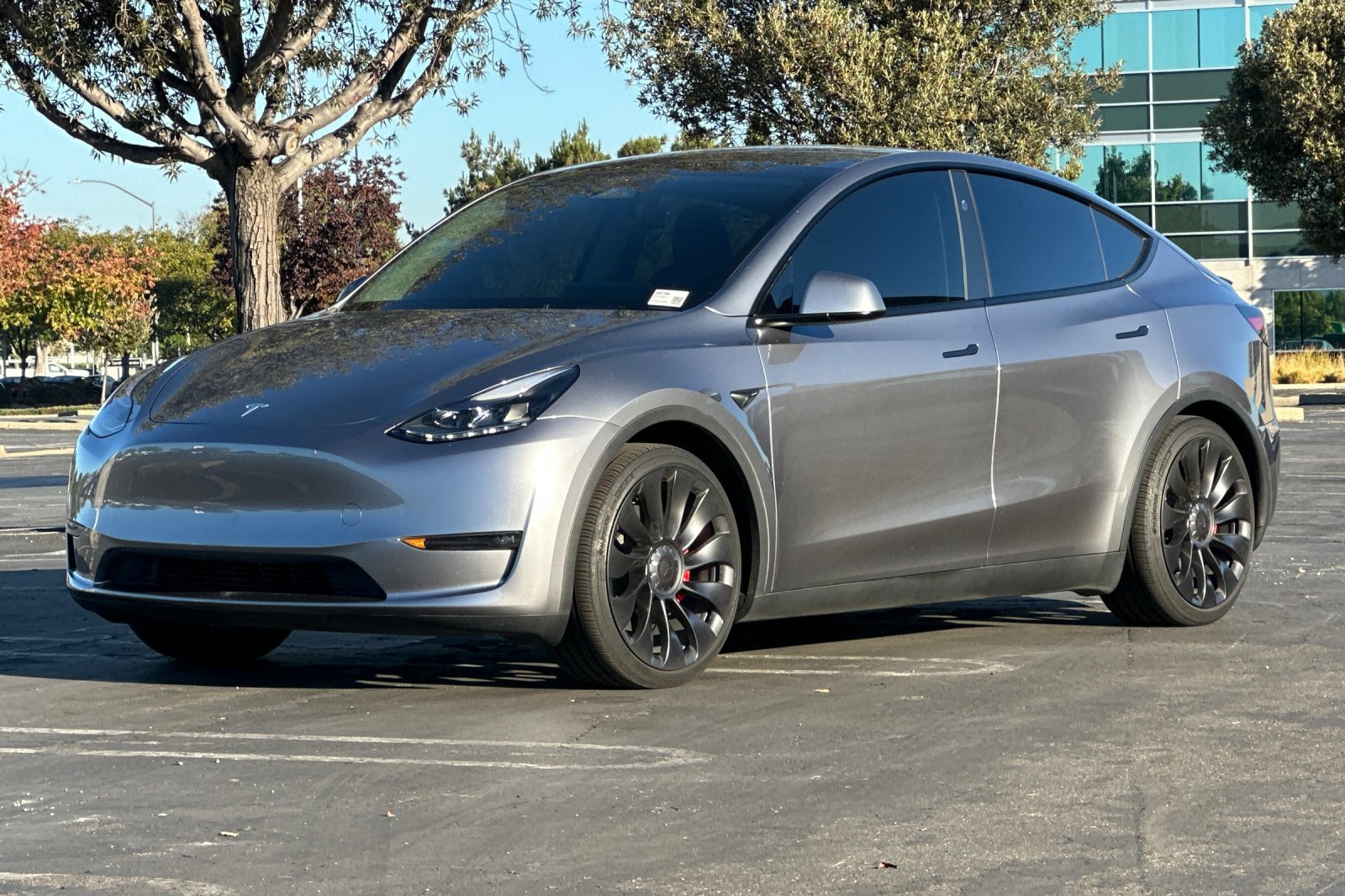 Used 2025 Tesla Model Y Performance AWD/4WD image 8