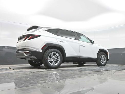 New 2026 Hyundai Tucson SE image 29