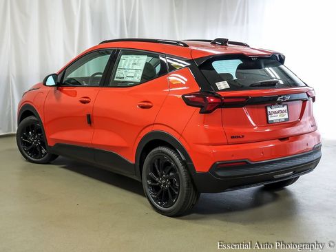 New 2027 Chevrolet Bolt RS w/ Technology Package FWD image 8