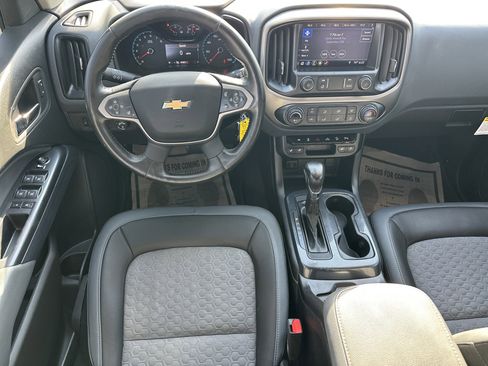 Used 2022 Chevrolet Colorado Z71 AWD/4WD image 24