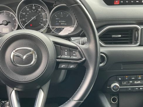 Used 2020 MAZDA CX-5 Touring FWD image 39