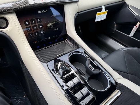New 2025 Karma Revero Luxury RWD image 21