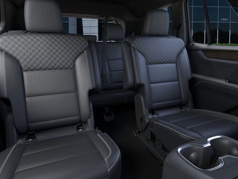 New 2026 GMC Acadia Denali AWD/4WD image 17