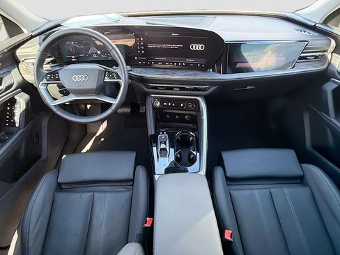 Certified 2025 Audi Q5 Prestige AWD/4WD image 15