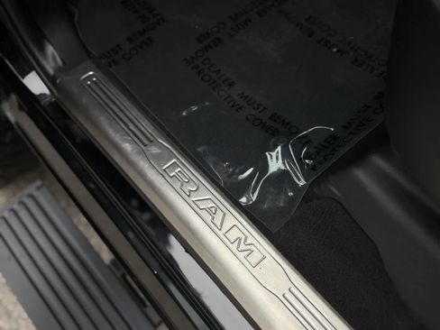 Used 2024 RAM 2500 Limited AWD/4WD image 44