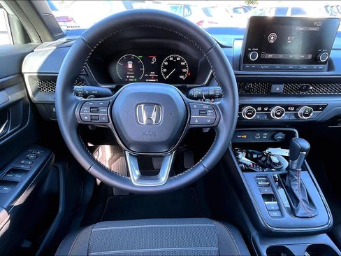 Used 2025 Honda CR-V Sport image 5