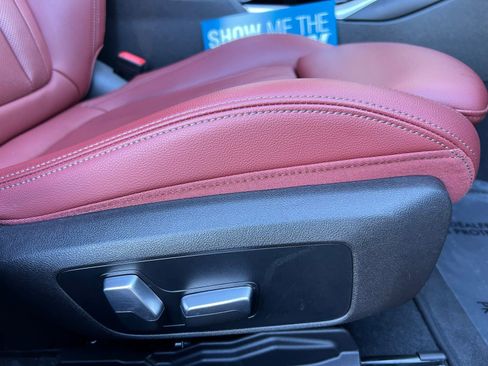 Used 2023 BMW 330i Sedan w/ Driving Assistance Package image 51