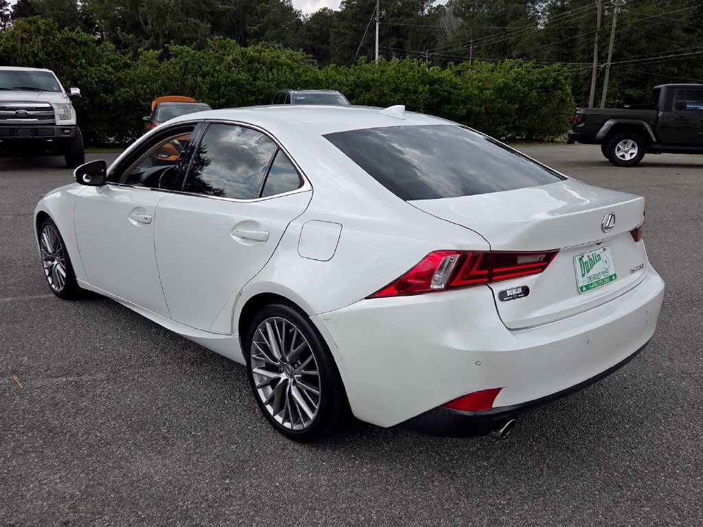 Used 2015 Lexus IS 250 w/ Premium Package RWD image 8