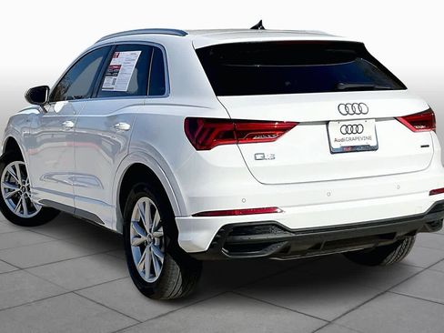 Certified 2025 Audi Q3 2.0T Premium w/ Convenience Package image 11
