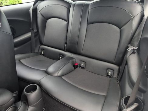 Used 2015 MINI Cooper 2-Door Hardtop FWD image 23