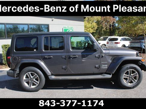 Used 2018 Jeep Wrangler Unlimited Sahara image 3