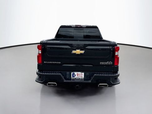 Used 2022 Chevrolet Silverado 1500 High Country w/ High Country Premium Package AWD/4WD image 6