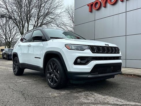 Used 2026 Jeep Compass Limited image 8