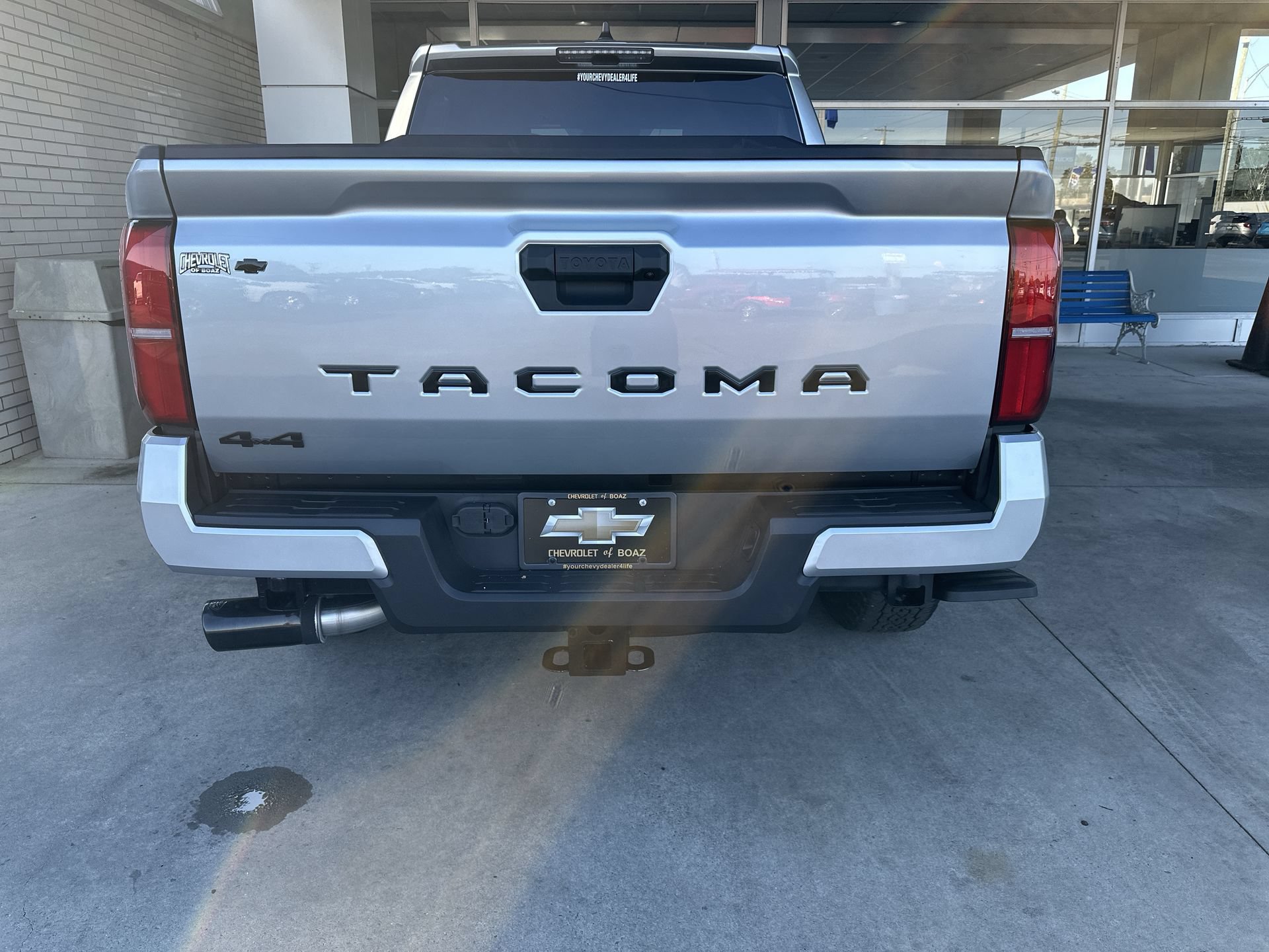 Used 2024 Toyota Tacoma TRD Off-Road AWD/4WD image 33