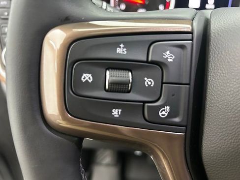 Used 2023 Chevrolet Silverado 2500 High Country w/ Z71 Off-Road Package image 24