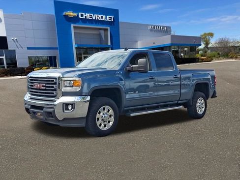 Used 2015 GMC Sierra 3500 SLE w/ SLE Preferred Package AWD/4WD image 33