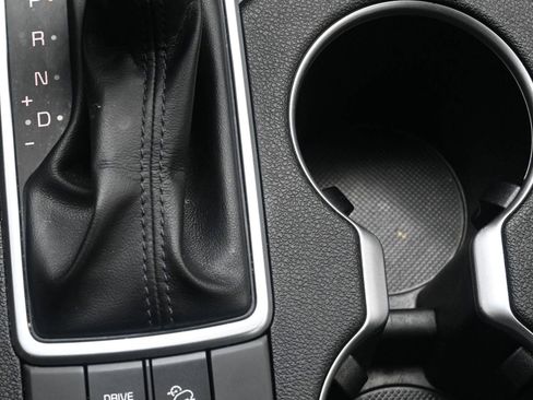 Used 2017 Kia Sportage EX image 8