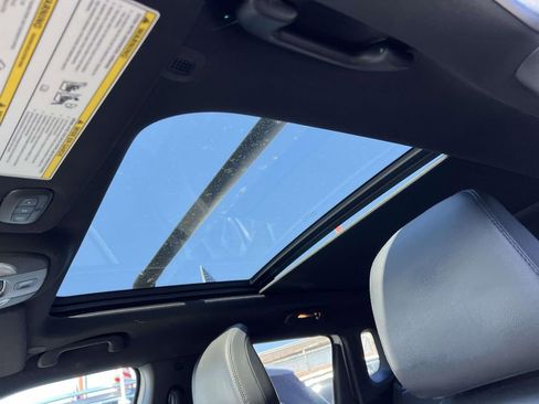 Used 2023 Jeep Compass Trailhawk w/ Trailhawk Elite Group AWD/4WD image 22