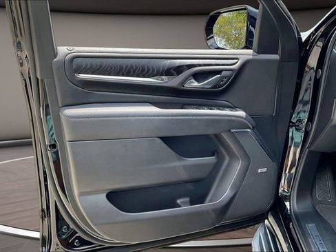 Used 2024 GMC Yukon Denali AWD/4WD image 21