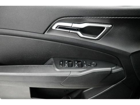 Certified 2023 Kia Sportage LX AWD/4WD image 29