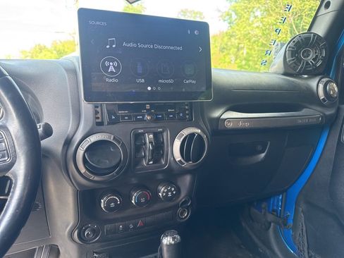 Used 2015 Jeep Wrangler Unlimited Sport w/ Quick Order Package 24S image 14