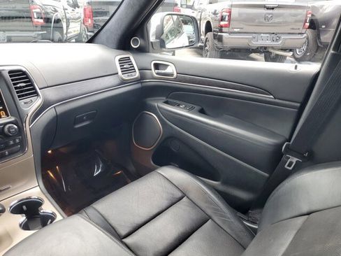 Used 2014 Jeep Grand Cherokee Summit w/ Trailer Tow Group IV image 16