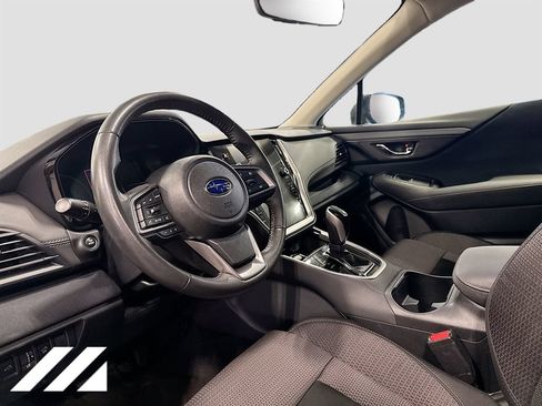 Used 2024 Subaru Outback Premium AWD/4WD image 9