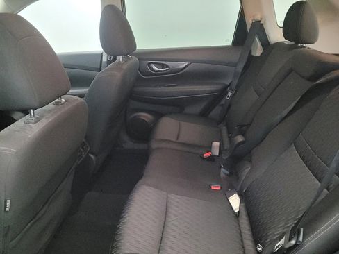 Used 2018 Nissan Rogue SV image 18