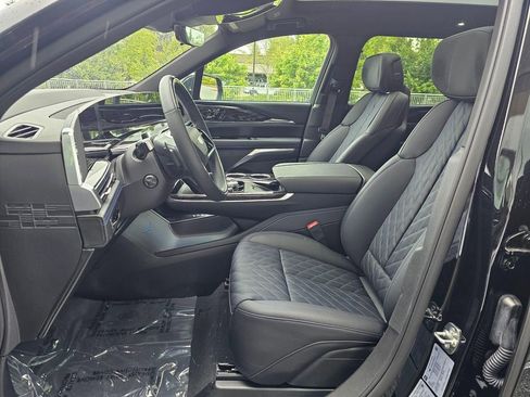 New 2026 Cadillac Escalade IQL Luxury AWD/4WD image 23