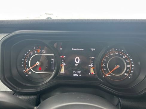 Used 2024 Jeep Gladiator Sport image 20