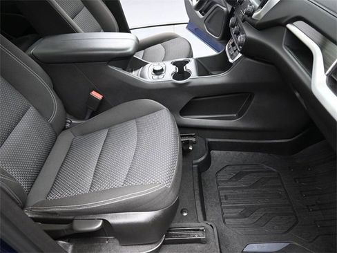 Used 2022 GMC Terrain SLE w/ Driver Convenience Package image 27