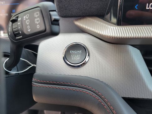 New 2026 Ford Explorer Active RWD image 16
