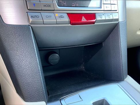 Used 2014 Subaru Outback 2.5i Limited image 29