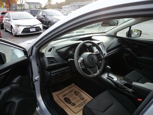 Used 2019 Subaru Impreza 2.0i image 9