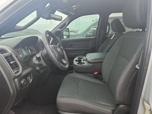 New 2026 RAM 3500 Tradesman AWD/4WD image 10