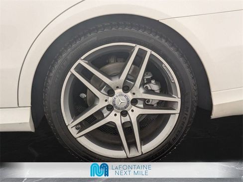 Used 2014 Mercedes-Benz E 350 4MATIC Wagon image 32