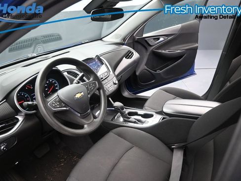 Used 2023 Chevrolet Malibu LT FWD image 20