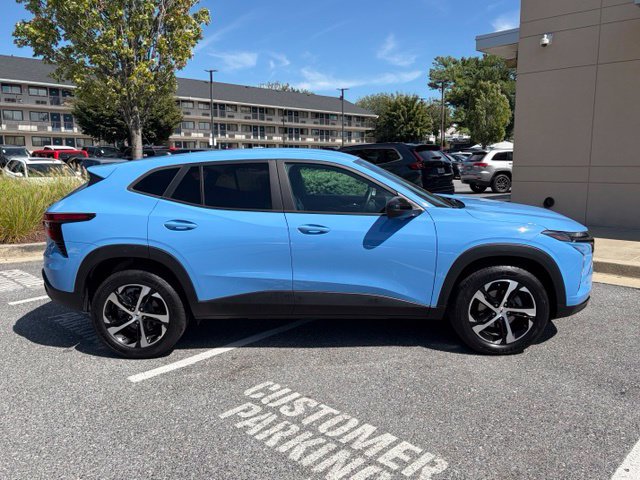 Used 2024 Chevrolet Trax RS FWD image 7