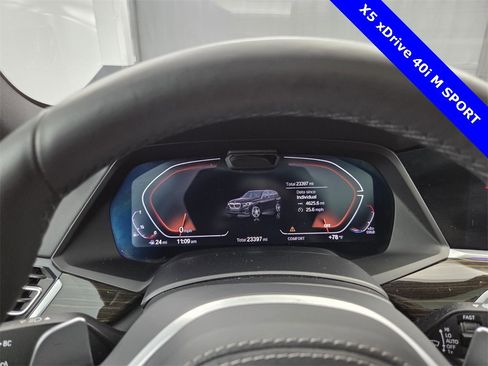Used 2021 BMW X5 xDrive40i w/ M Sport Package image 36