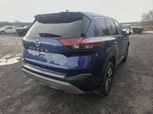 Used 2021 Nissan Rogue SV AWD/4WD image 2