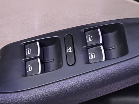 Used 2013 Volkswagen Jetta SE image 21