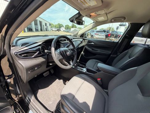 Used 2023 Buick Encore GX Select w/ Sport Touring Package FWD image 10